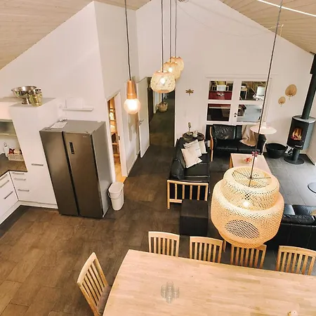Semesterbostad 17 Person In *