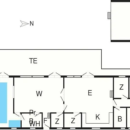 17 Person In Feriehus *